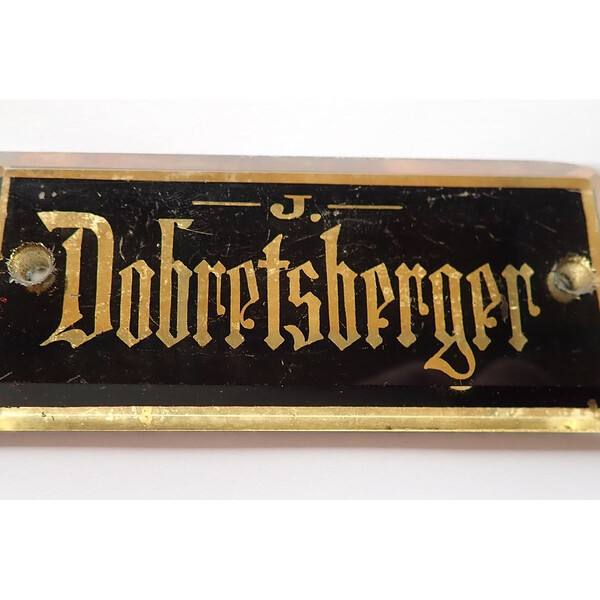 Ein extravagantes Namensschild aus dem Mariendom