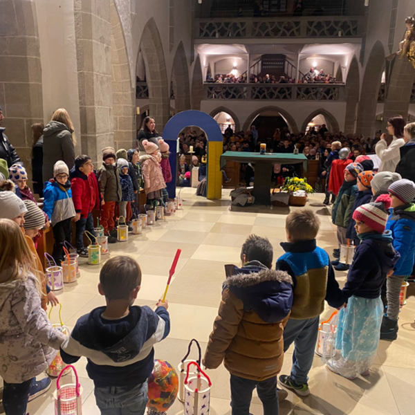 Martinsfest in der Pfarrkirche / Pfarrcaritas-Kindergarten St. Ägidius“